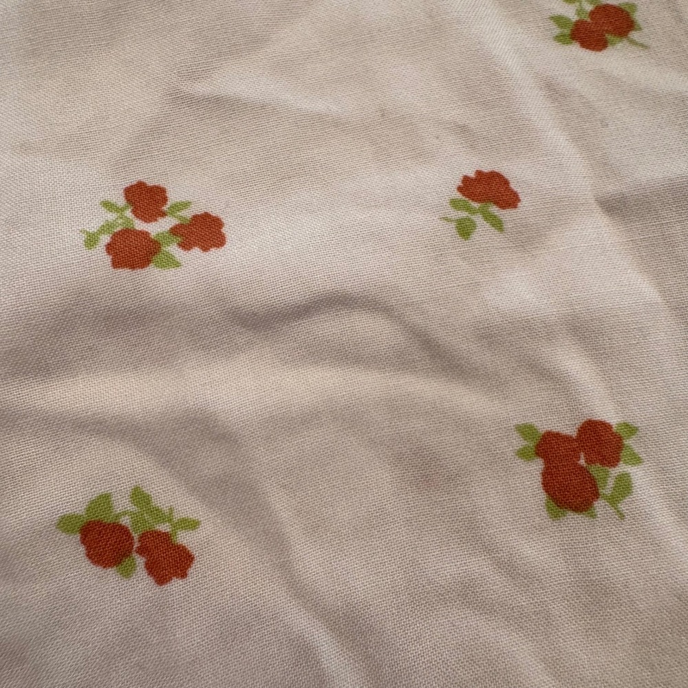 Abound Strawberry Floral Print Blouse Ecovero Viscose Cream Farmers Market Sz M - Picture 5 of 10